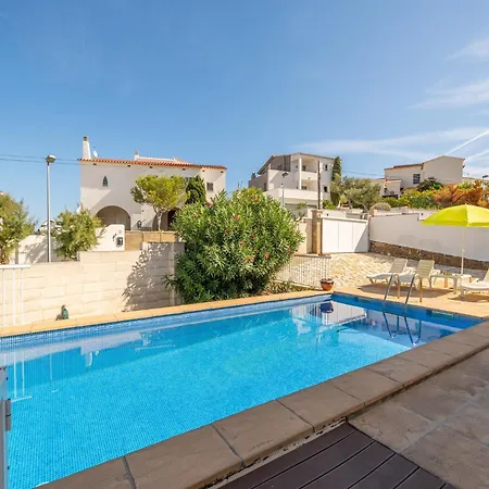 Villa Well-appointed In L Escala *